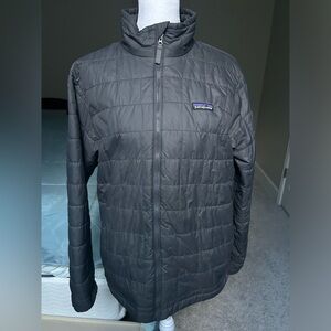 SOLD Patagonia Men's Dark Gray Puffer Jacket